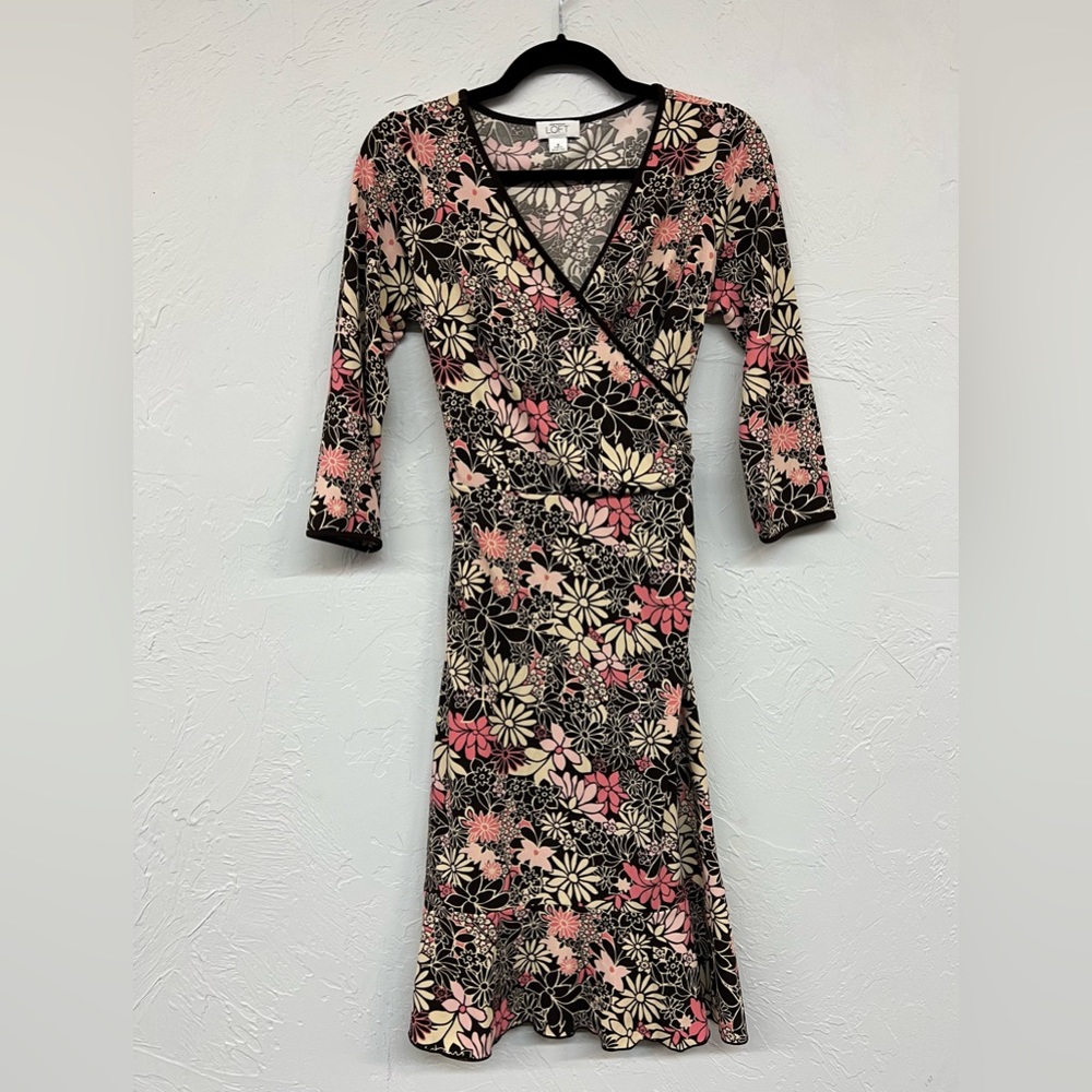 Ann Taylor Loft Brown Cream and Pink Floral dress Size 8